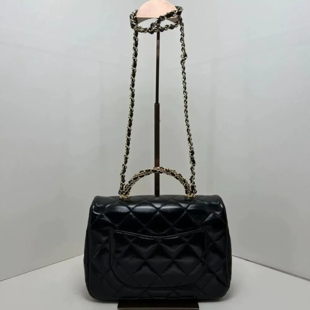 CHANEL brand color